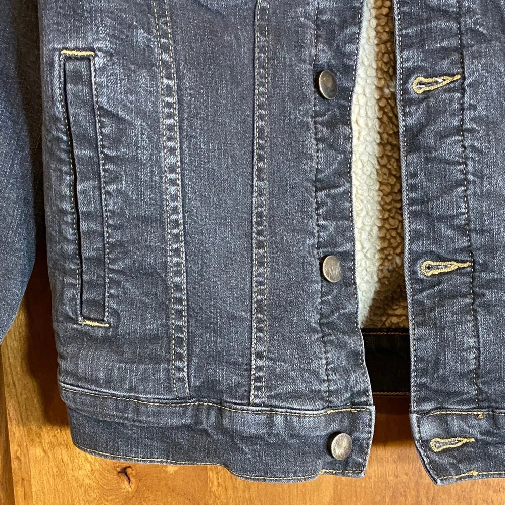 Wonder Nation Dark Charcoal Denim Jacket with Cream Sherpa Lining, L 10-12 - Picture 4 of 10
